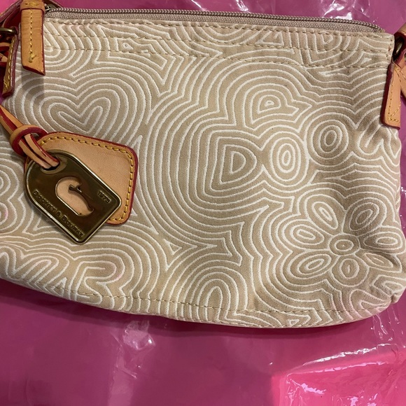 Dooney and Bourke vintage fabric crossbody. - Picture 7 of 7